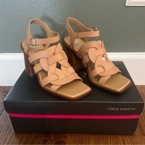 Vince Camuto Isaminda sandal - Sz 10 - new in box